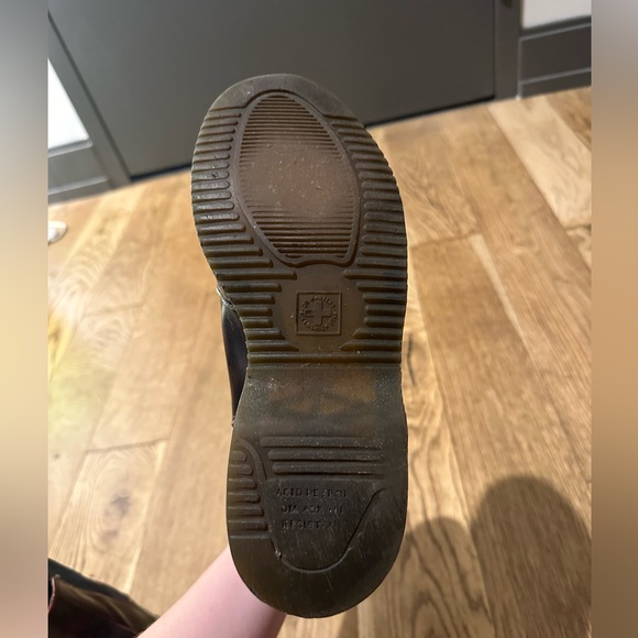 Doc Martens 2976 Chelsea Boots - Picture 3 of 3